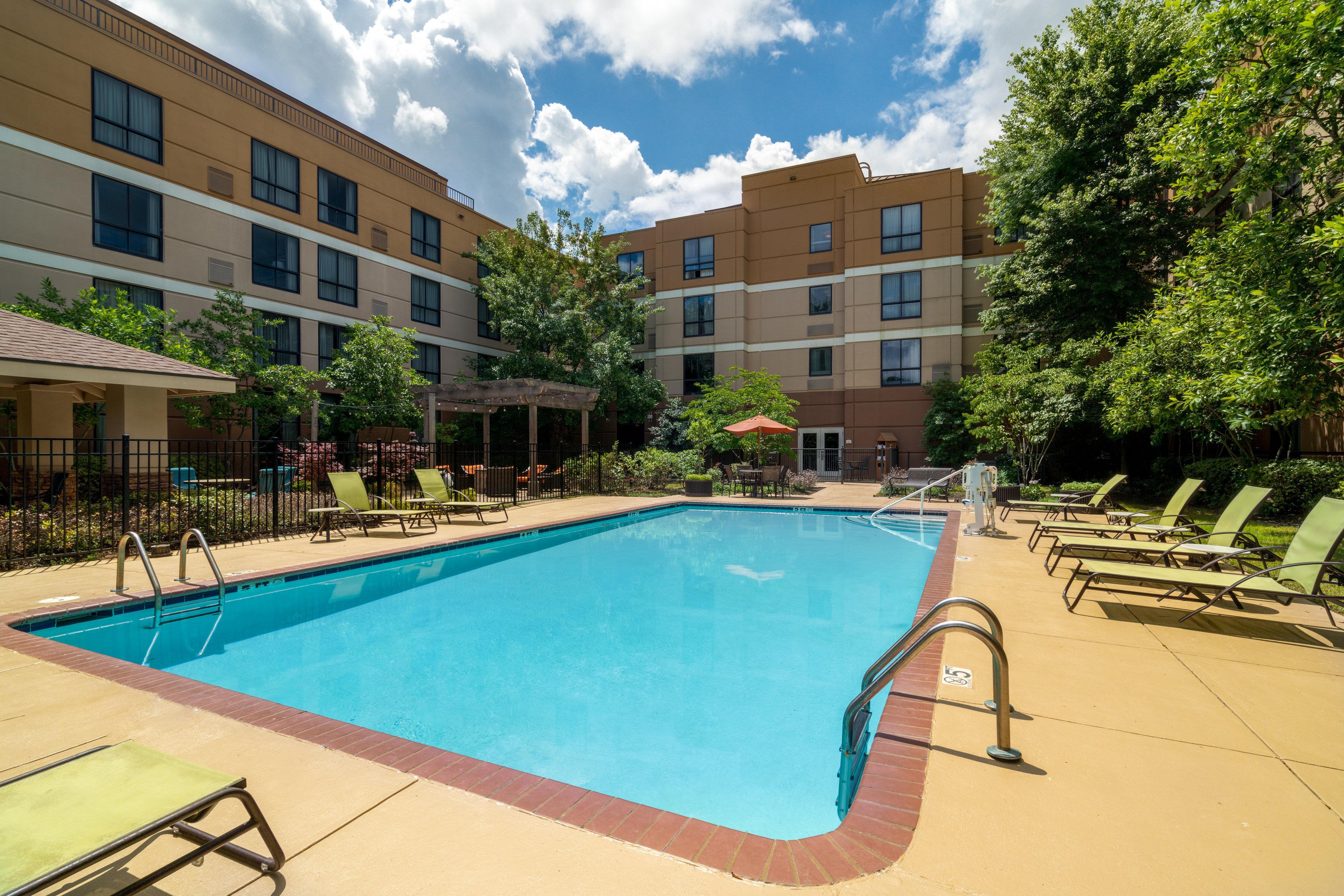 Staybridge Suites Memphis-Poplar Ave East By Ihg Zewnętrze zdjęcie
