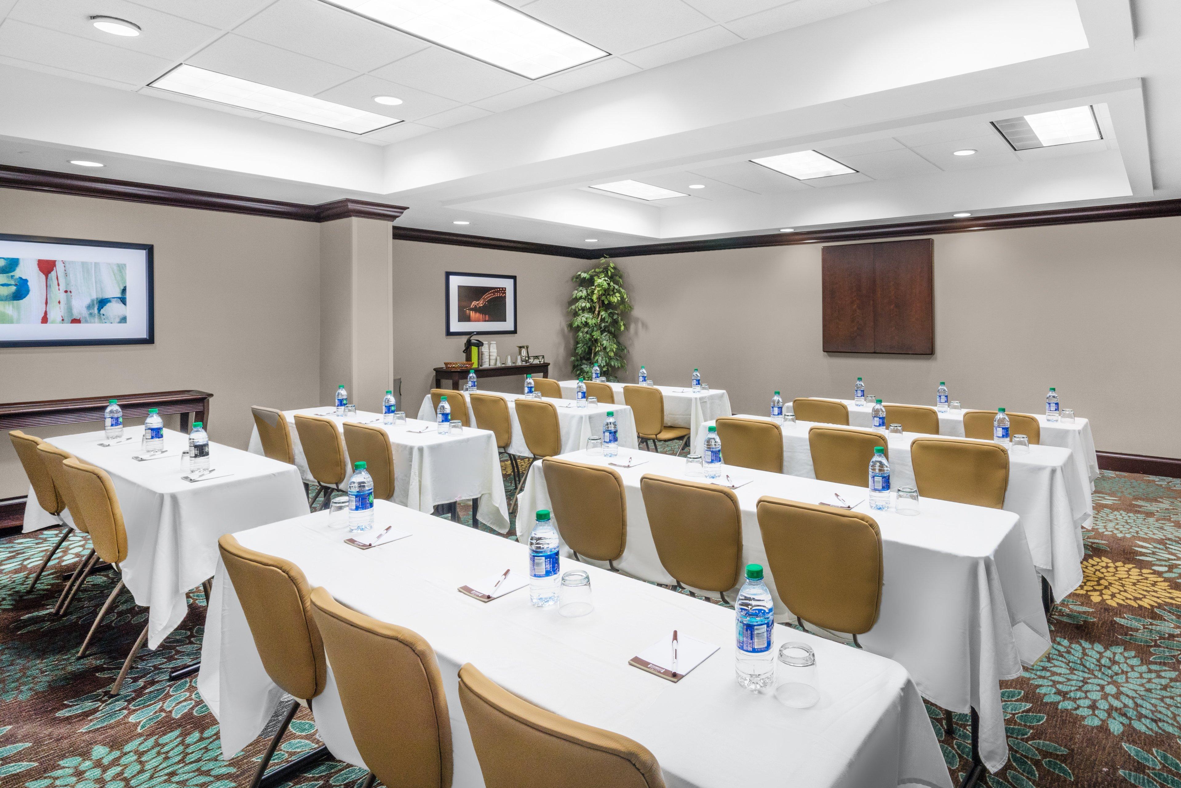 Staybridge Suites Memphis-Poplar Ave East By Ihg Zewnętrze zdjęcie