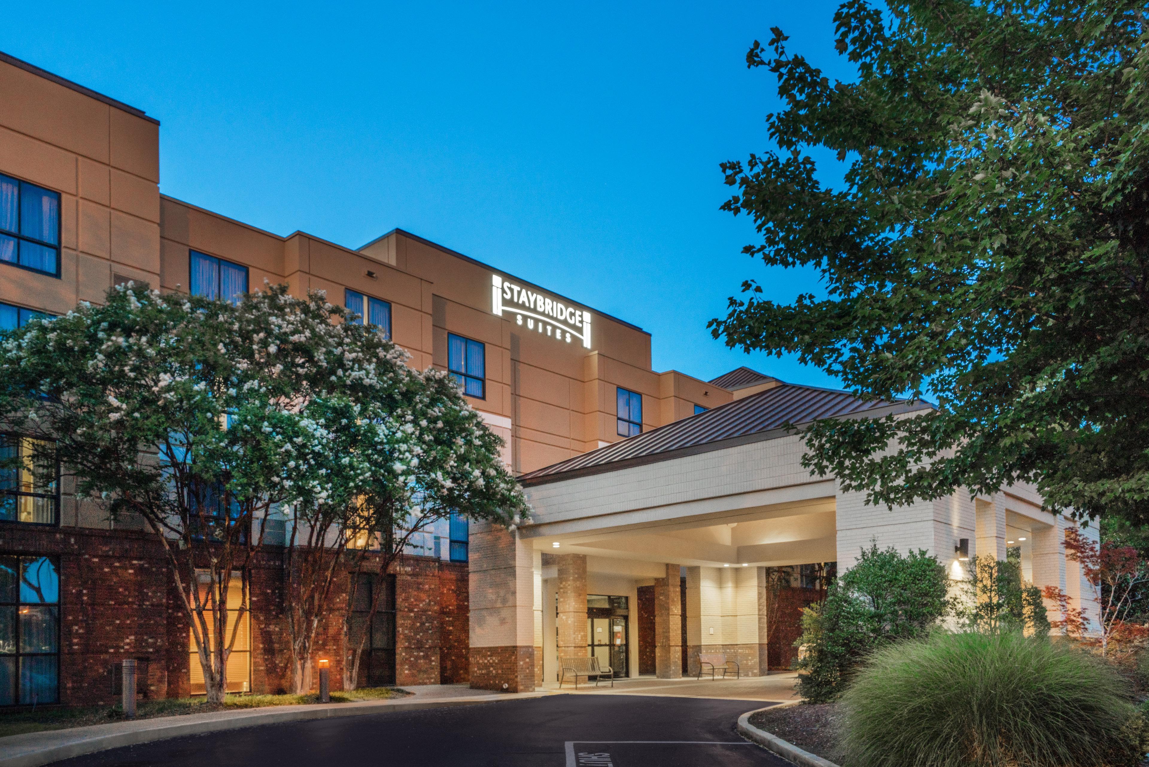Staybridge Suites Memphis-Poplar Ave East By Ihg Zewnętrze zdjęcie